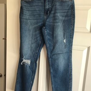 Judy blue boyfriend jean 11/30 , worn a few times